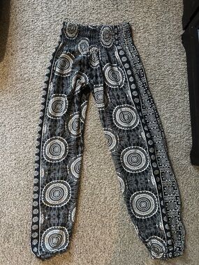 Black & White Printed Elastic Waist Harem Pants